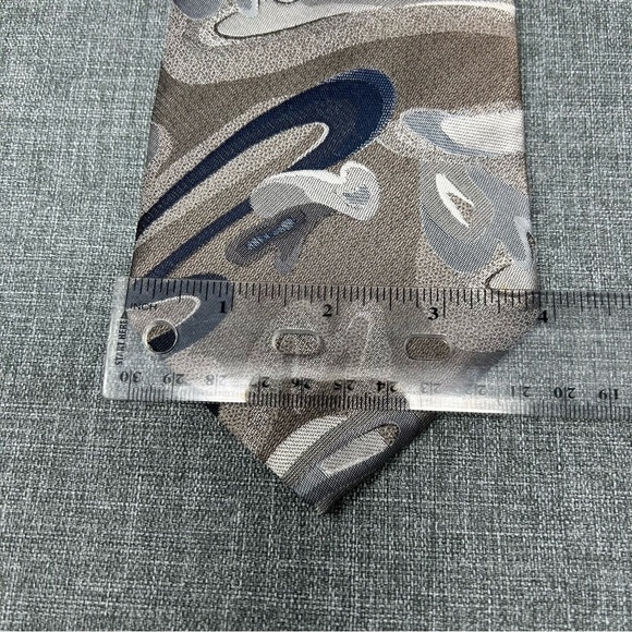 Domani Multicolor Artistic Polyester 3.75 Inch Tie. - Picture 3 of 6